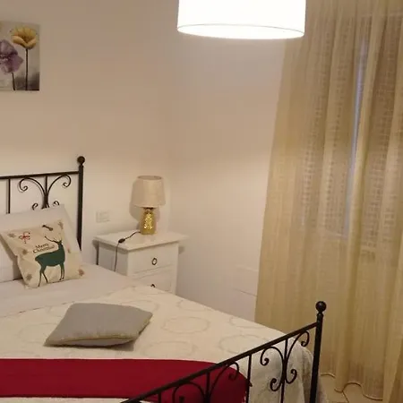 Cozy Casa Maddy דירה *